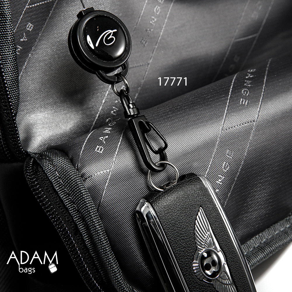 حقيبة آدم باجز السوداء الاحترافية – كود 17771